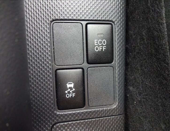 Toyota Urban Cruiser Hatchback 1,3 l 74 kw