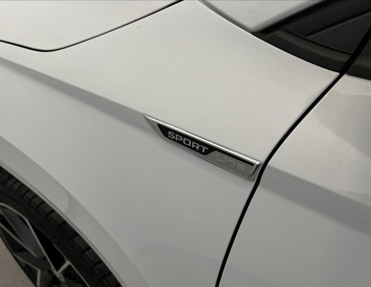 Škoda Karoq SUV / Terénní 1,5 l 110 kw