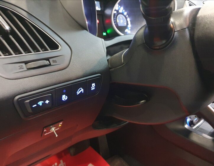 Hyundai ix35 SUV 2,0 l 122 kw