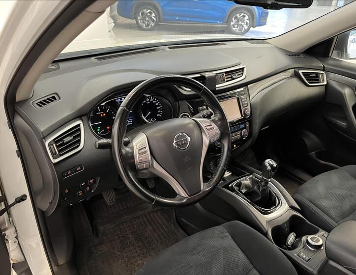 Nissan X-Trail 6