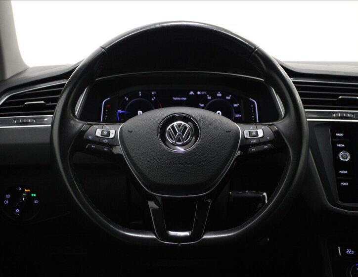 Volkswagen Tiguan SUV / Terénní 2,0 l 140 kw