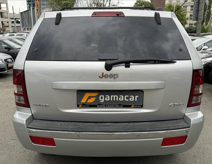 Jeep Grand Cherokee 8