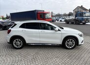 Mercedes-Benz GLA SUV 2,0 l 135 kw