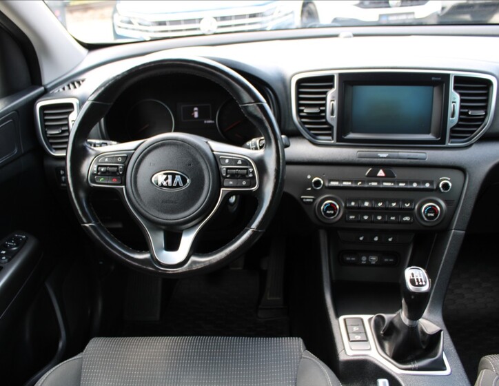 KIA Sportage 8