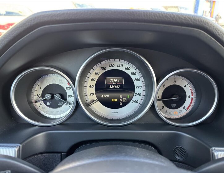 Mercedes-Benz Třídy E Kombi 2,1 l 125 kw