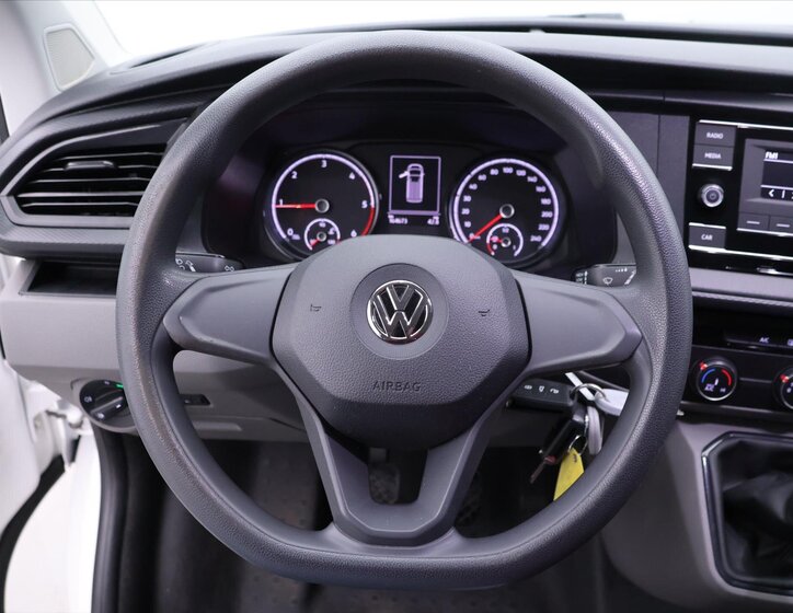 Volkswagen Transporter Kombi 2,0 l 81 kw