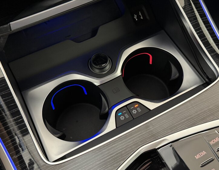 BMW X5 SUV / Terénní 3,0 l 250 kw