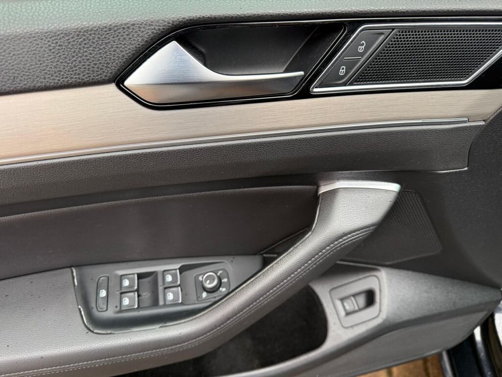 Volkswagen Passat Sedan 2,0 l 110 kw