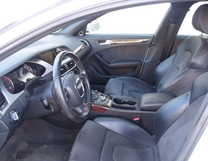 Audi A4 Kombi 3,0 l 176 kw