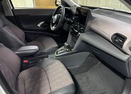 Toyota Yaris Cross SUV 1,5 l 68 kw