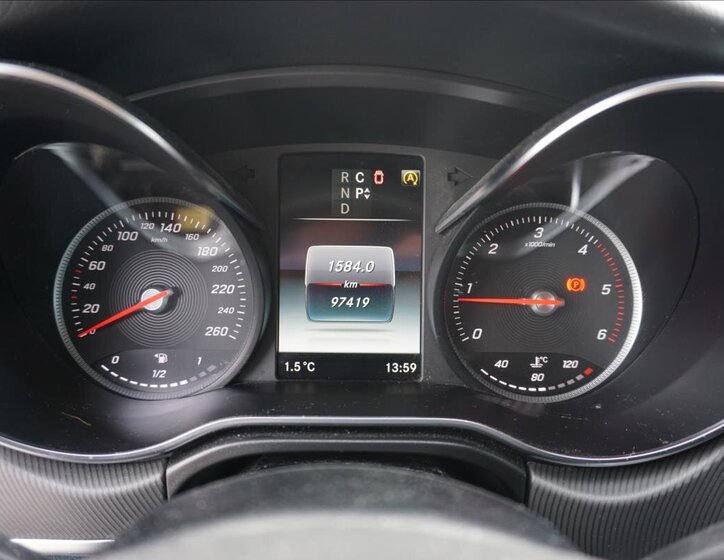 Mercedes-Benz Třídy V 15