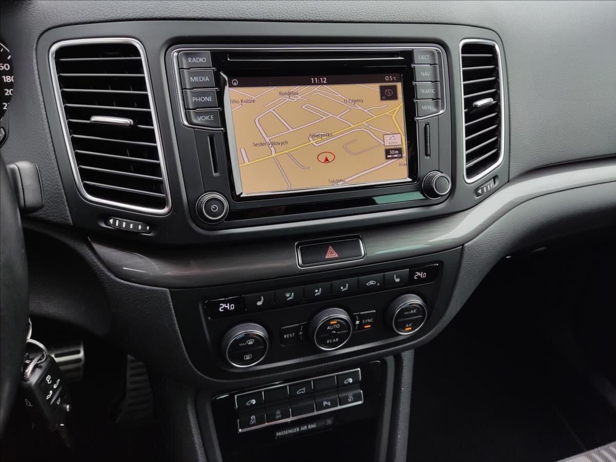 Volkswagen Sharan MPV 2,0 l 110 kw