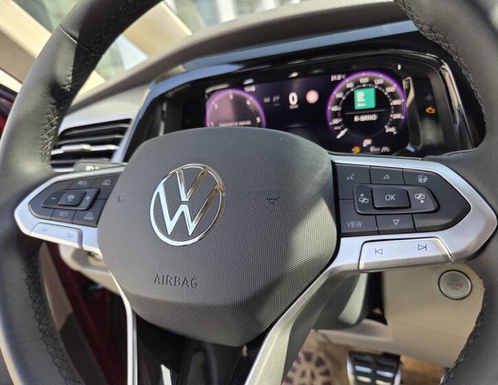 Volkswagen Multivan VAN-Minibus 2,0 l 110 kw