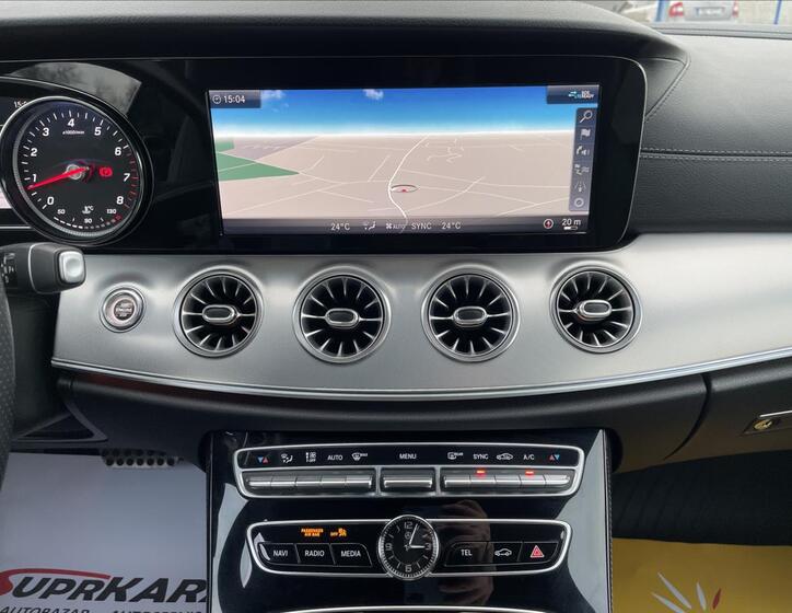 Mercedes-Benz Třídy E 22