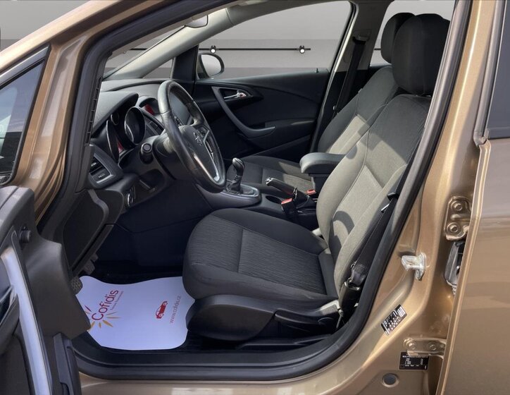 Opel Astra Hatchback 1,6 l 85 kw