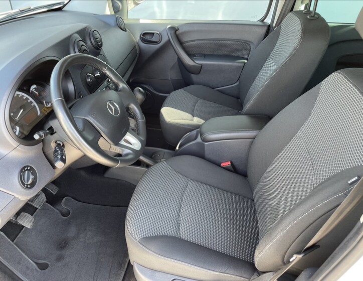 Mercedes-Benz Citan 15