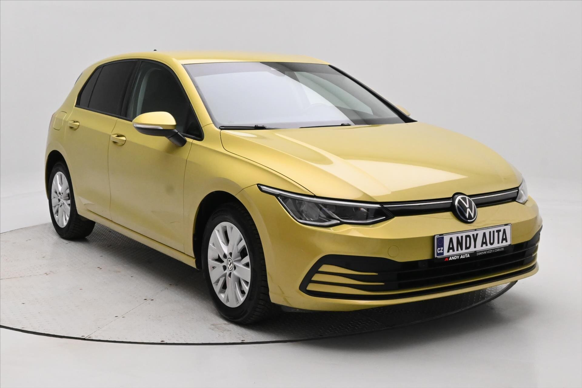 Volkswagen Golf Hatchback 999,0 81 kw