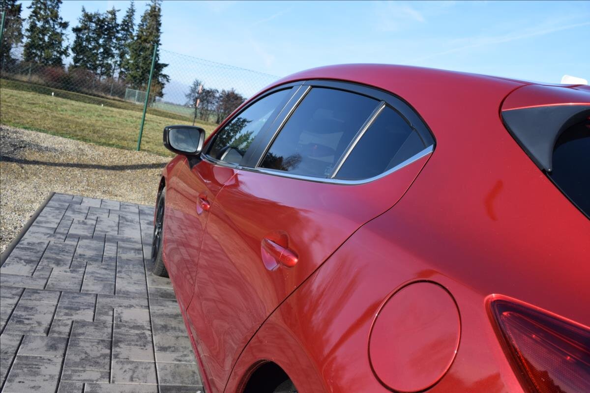Mazda 3 Hatchback 2,0 l 121 kw