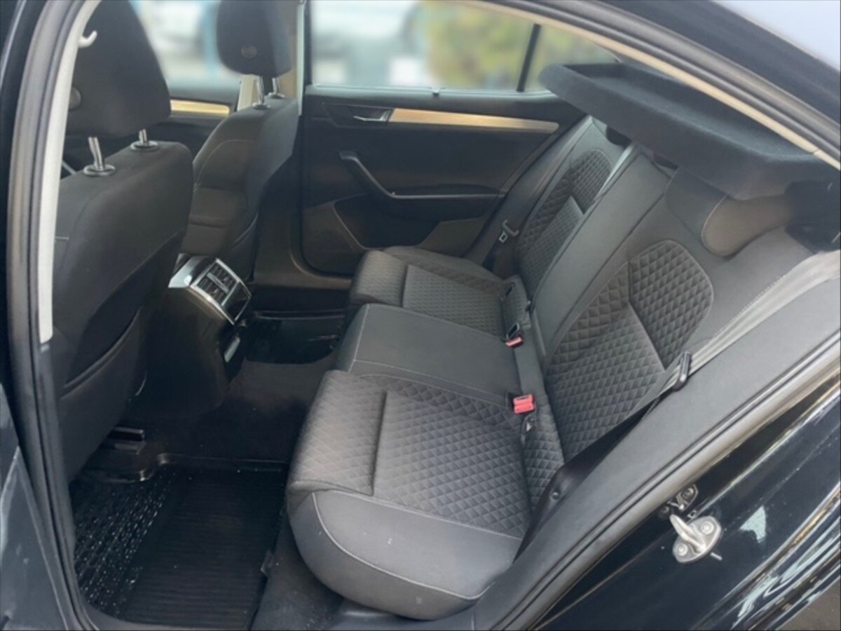 Škoda Superb Liftback 2,0 l 110 kw