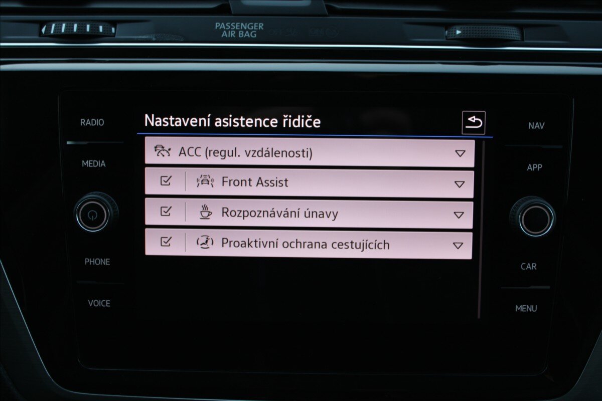 Volkswagen Touran MPV 1,5 l 110 kw