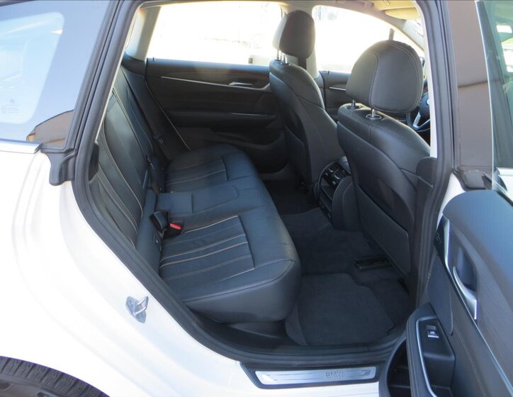 BMW Řada 6 25