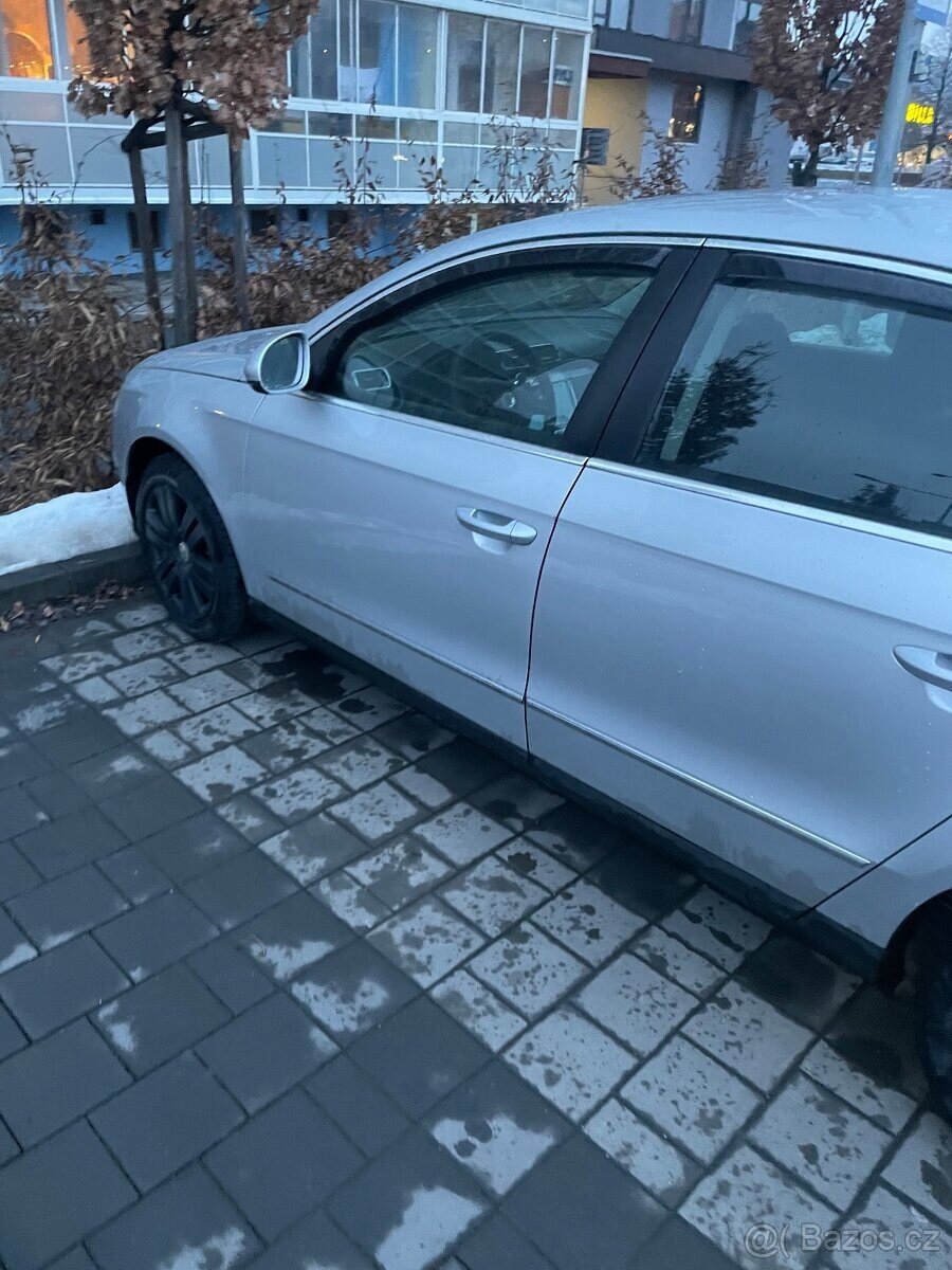 Volkswagen Passat Sedan 0,0 0