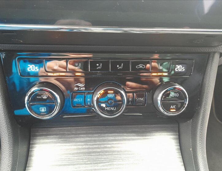 Škoda Superb Liftback 2,0 l 110 kw