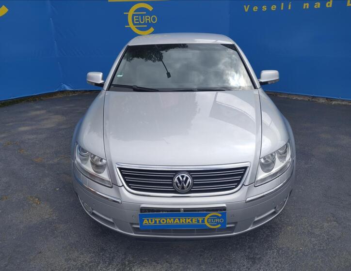 Volkswagen Phaeton 2