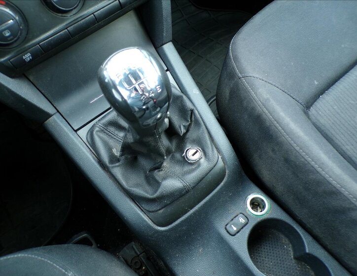 Škoda Octavia Kombi 2,0 l 103 kw