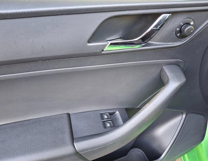 Škoda Rapid Hatchback 1,2 l 66 kw