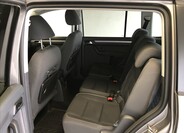 Volkswagen Touran 10