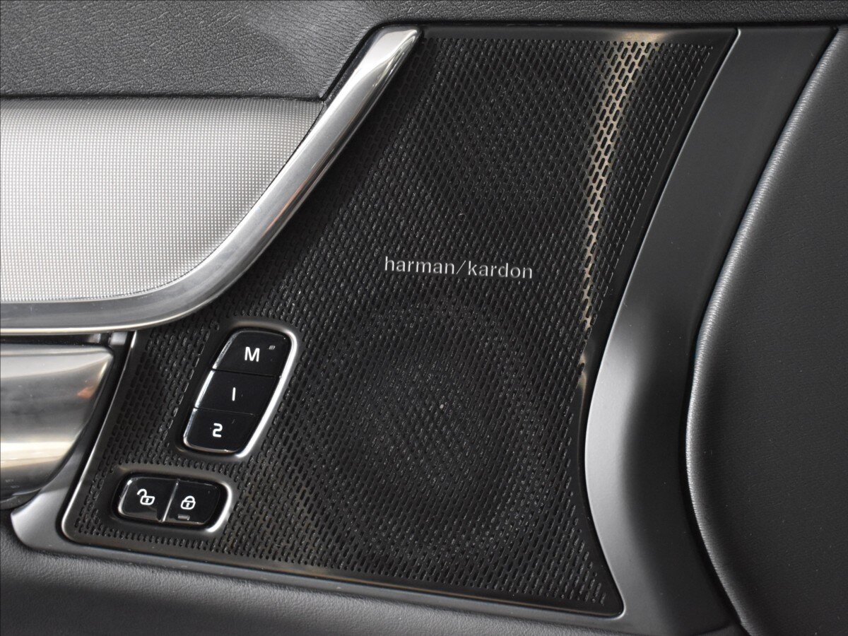 Volvo V90 Kombi 2,0 l 186 kw