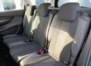 Peugeot 5008 SUV 1,2 l 96 kw