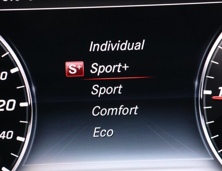 Mercedes-Benz Třídy E Sedan 2,0 l 143 kw