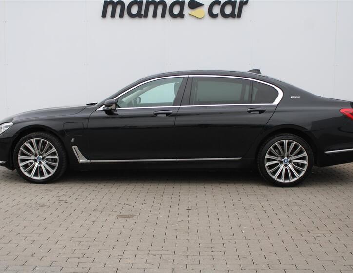 BMW Řada 7 4