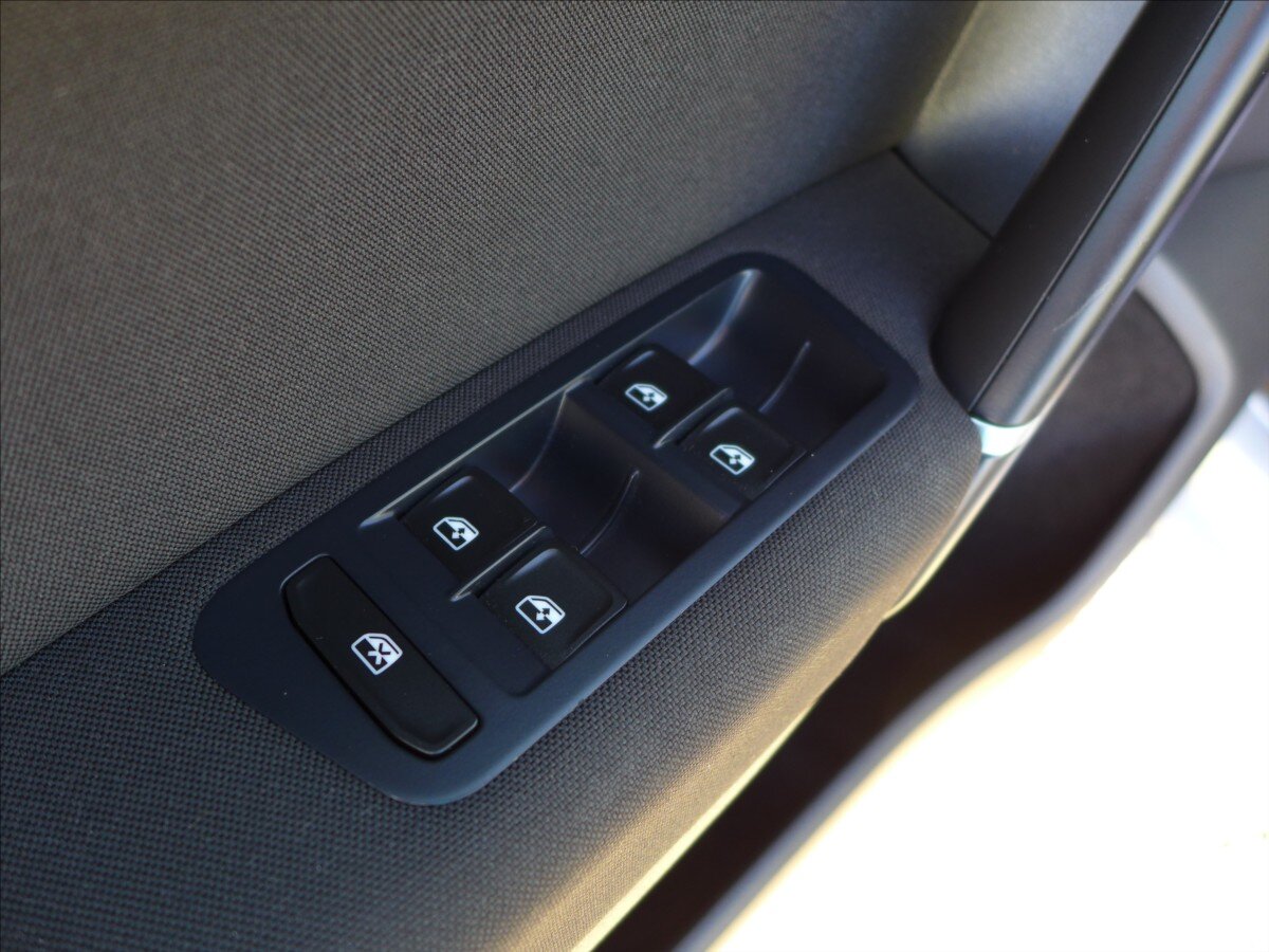 Volkswagen Golf Sportsvan Kombi 1,2 l 63 kw