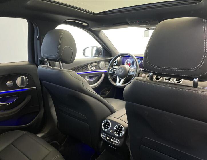 Mercedes-Benz Třídy E 22