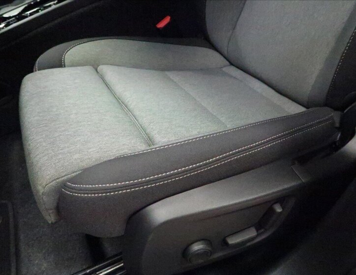 Volvo XC40 SUV 2,0 l 120 kw