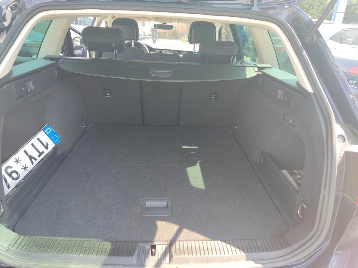 Volkswagen Passat Kombi 2,0 l 110 kw