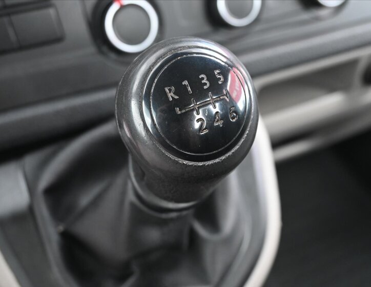 Volkswagen Transporter Valník 2,0 l 110 kw