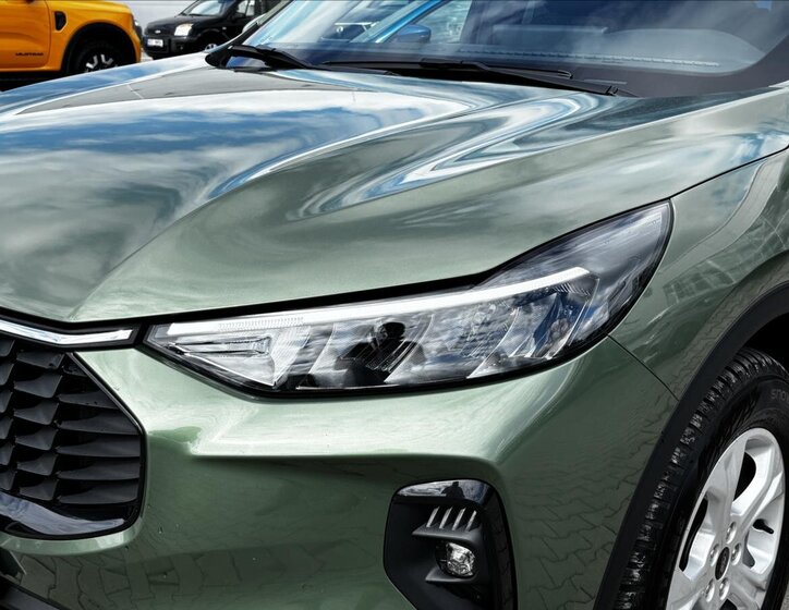 Ford Kuga SUV / Terénní 1,5 l 137 kw