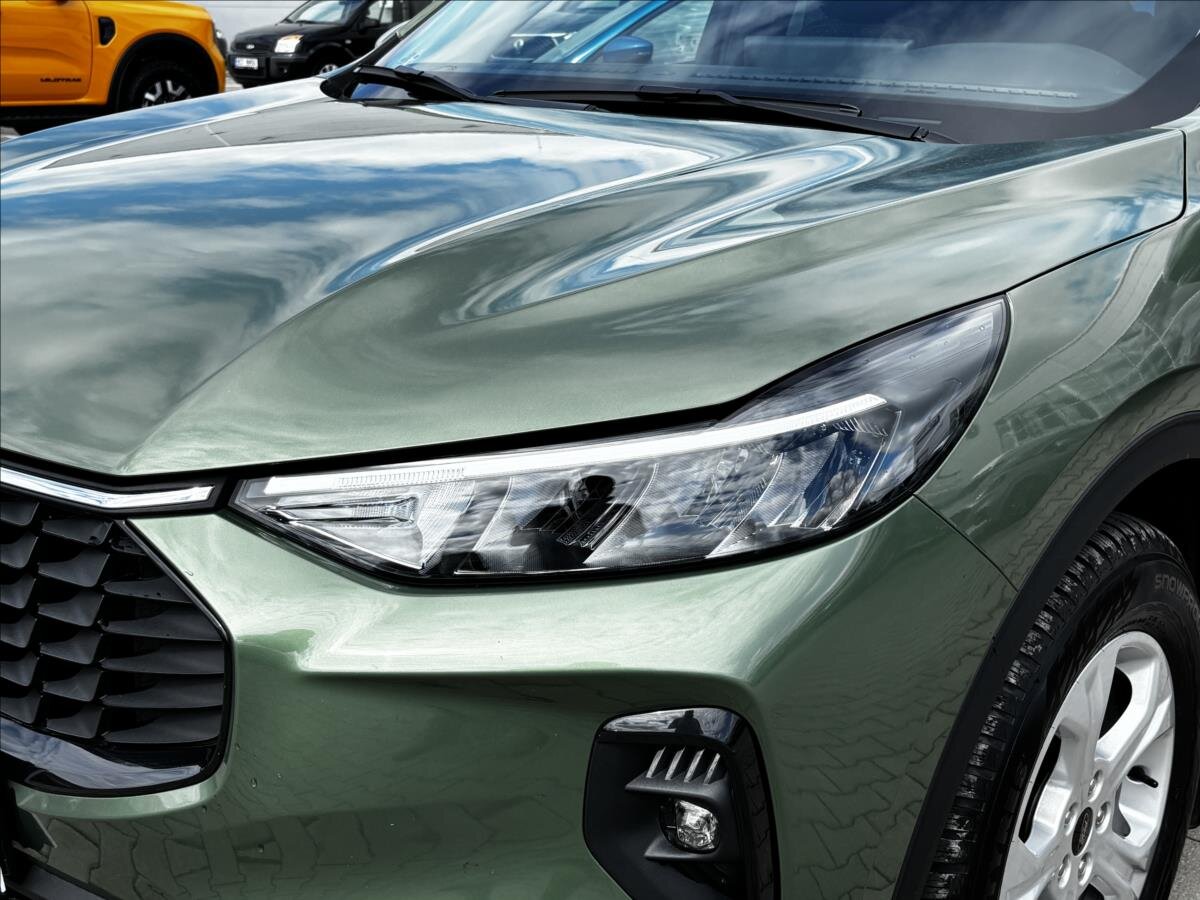 Ford Kuga SUV / Terénní 1,5 l 137 kw