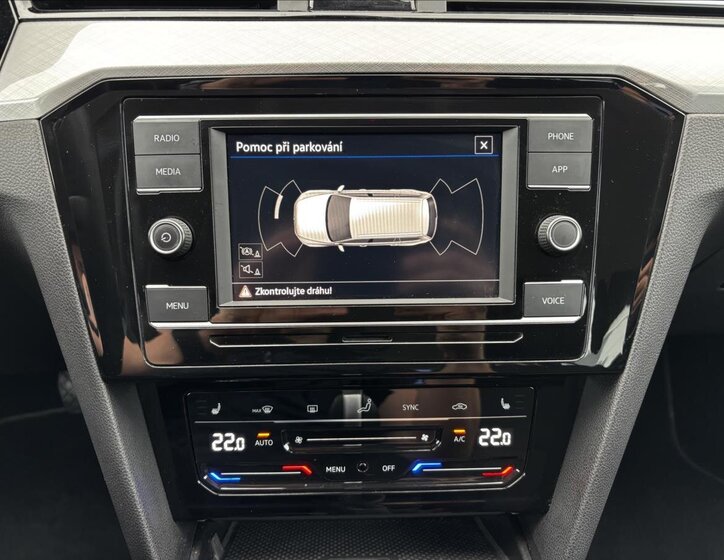 Volkswagen Passat Kombi 1,5 l 110 kw