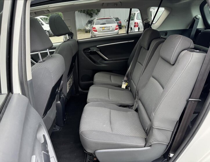 Toyota Verso MPV 2,0 l 91 kw