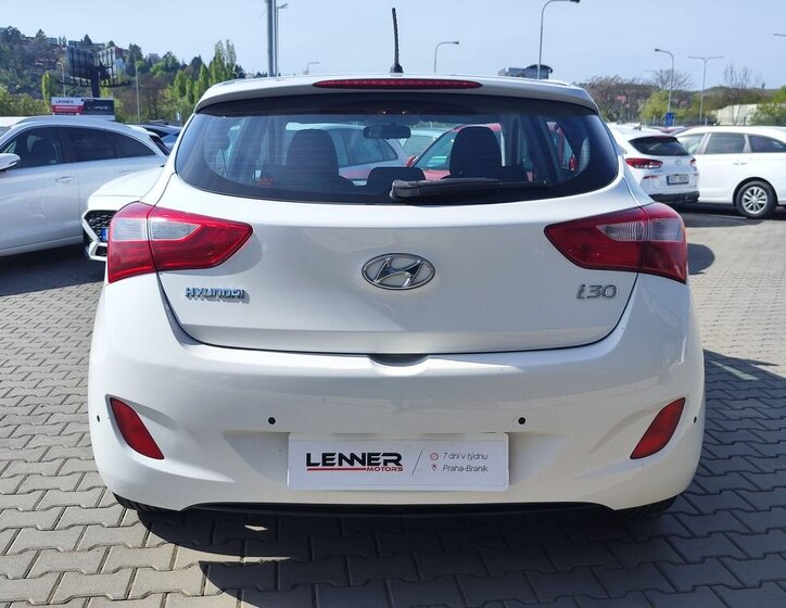 Hyundai i30 Hatchback 1,4 l 73 kw
