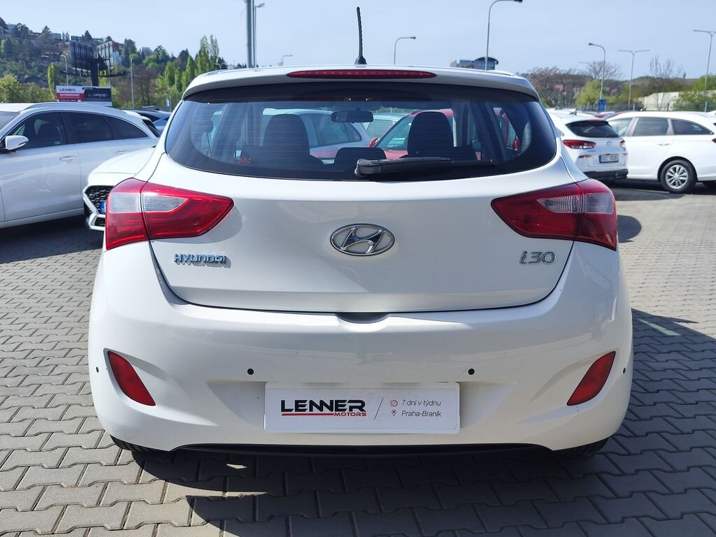 Hyundai i30 Hatchback 1,4 l 73 kw