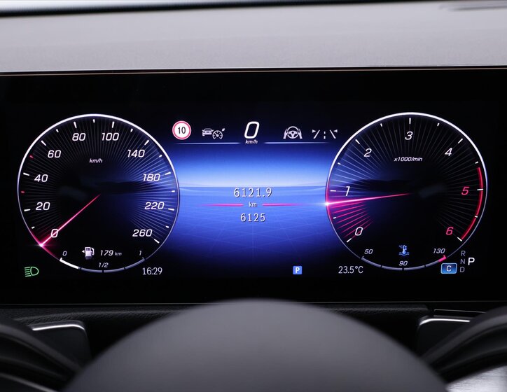 Mercedes-Benz GLB SUV 2,0 l 110 kw