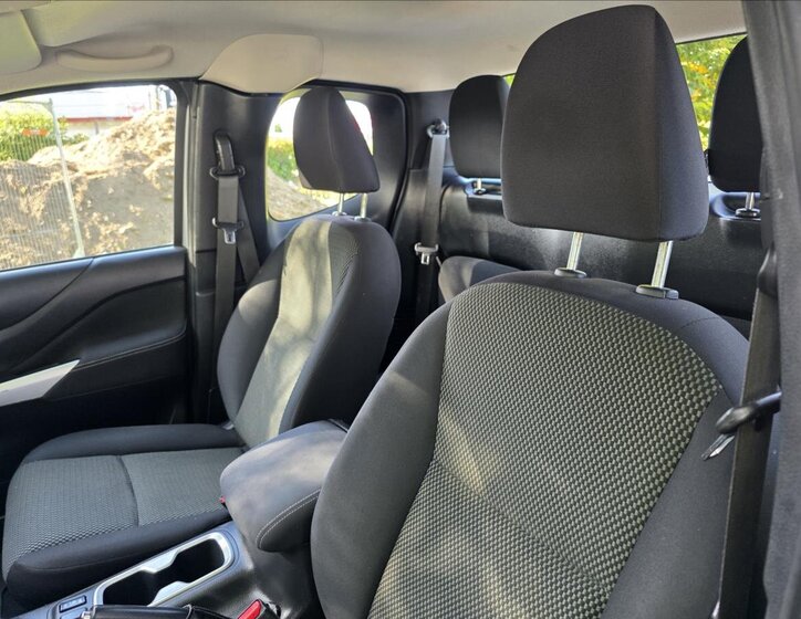 Nissan Navara Pick-up 2,3 l 120 kw