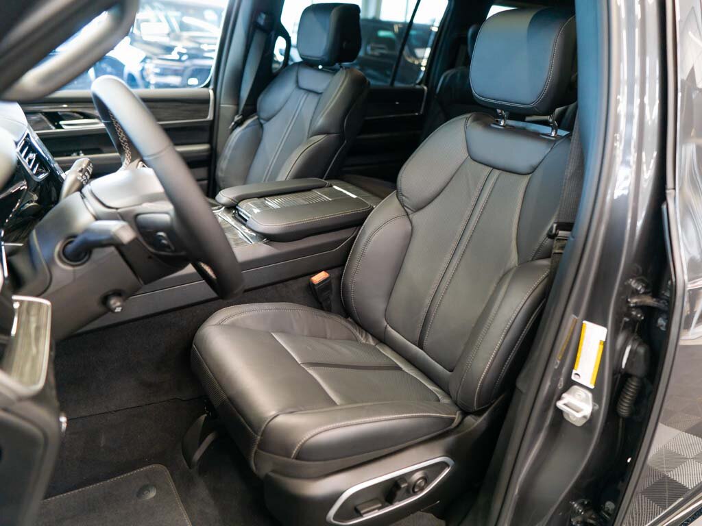 Jeep Wagoneer SUV 5,7 l 292 kw