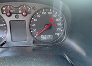 Volkswagen Transporter Kombi 2,5 l 65 kw